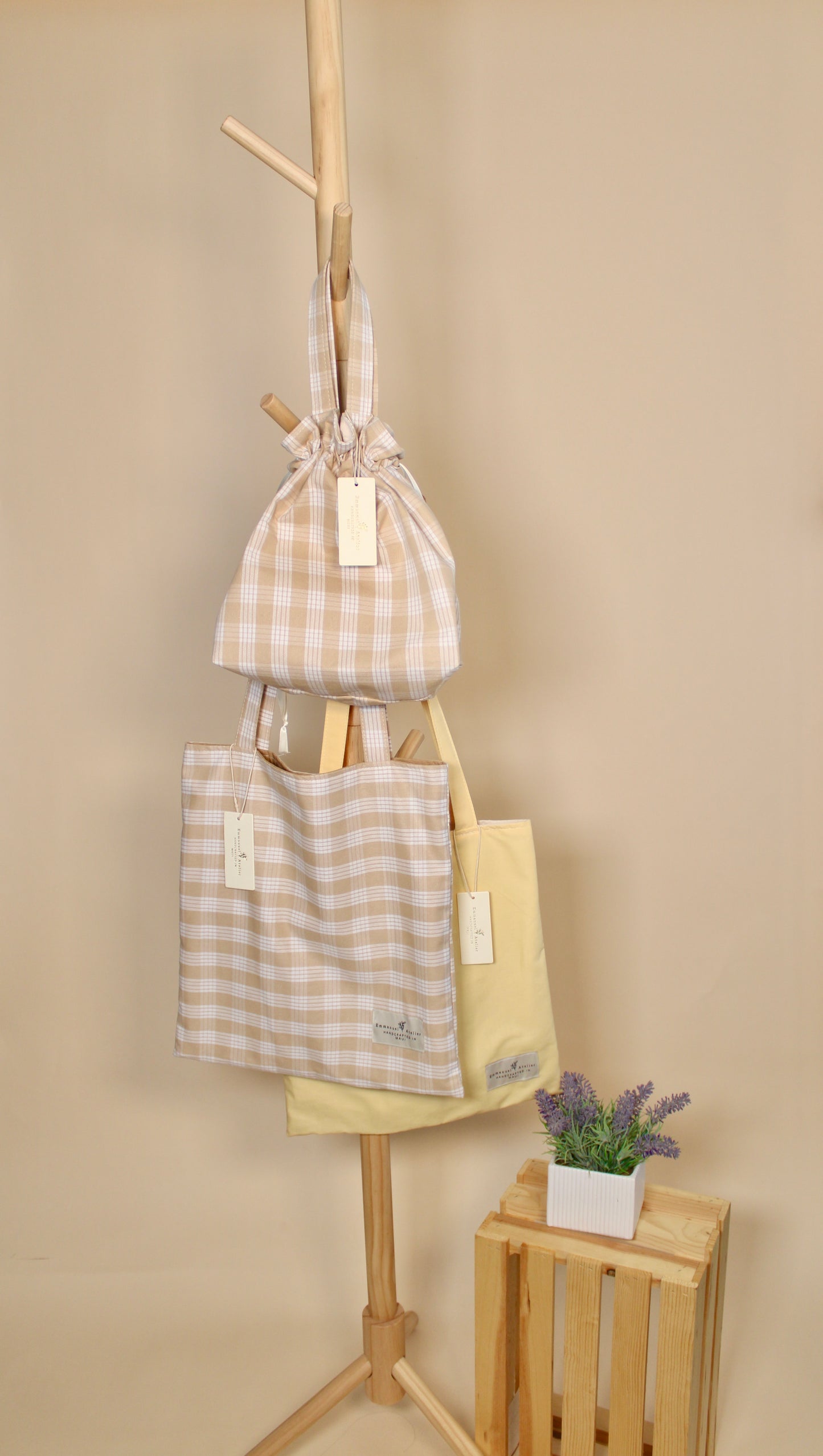 Flat Tote Bag - Light Brown Plaid