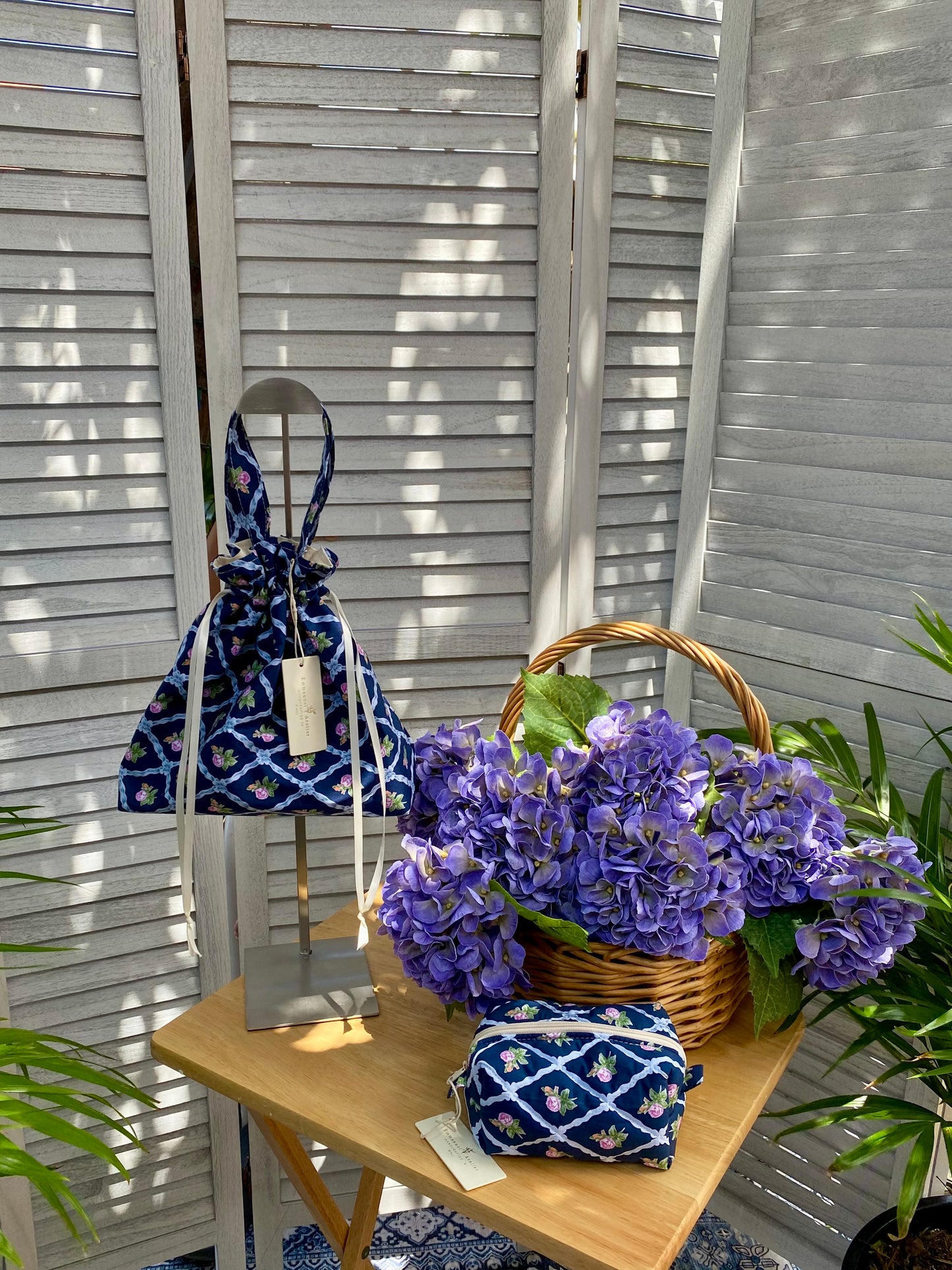 Drawstring Pouch - Navy Rose