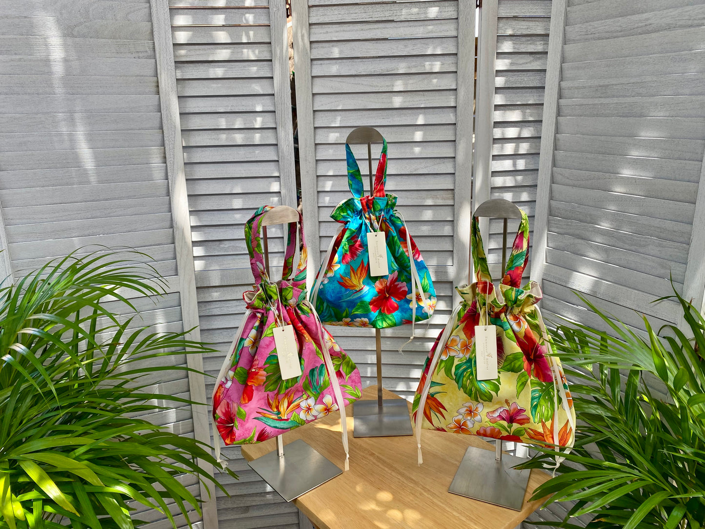 Drawstring Pouch - Coral Aloha