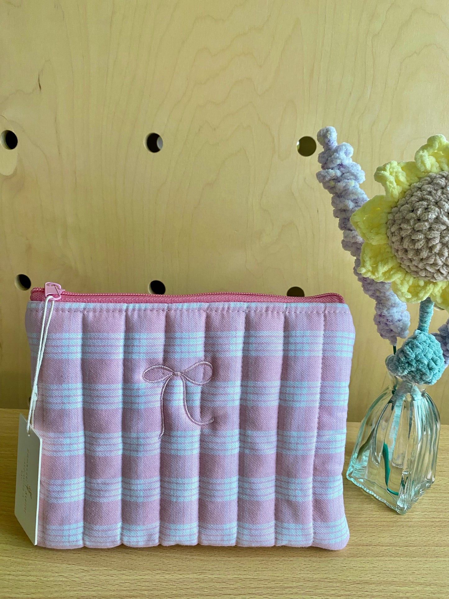 Medium Quilted Pouch - Pink Pastel