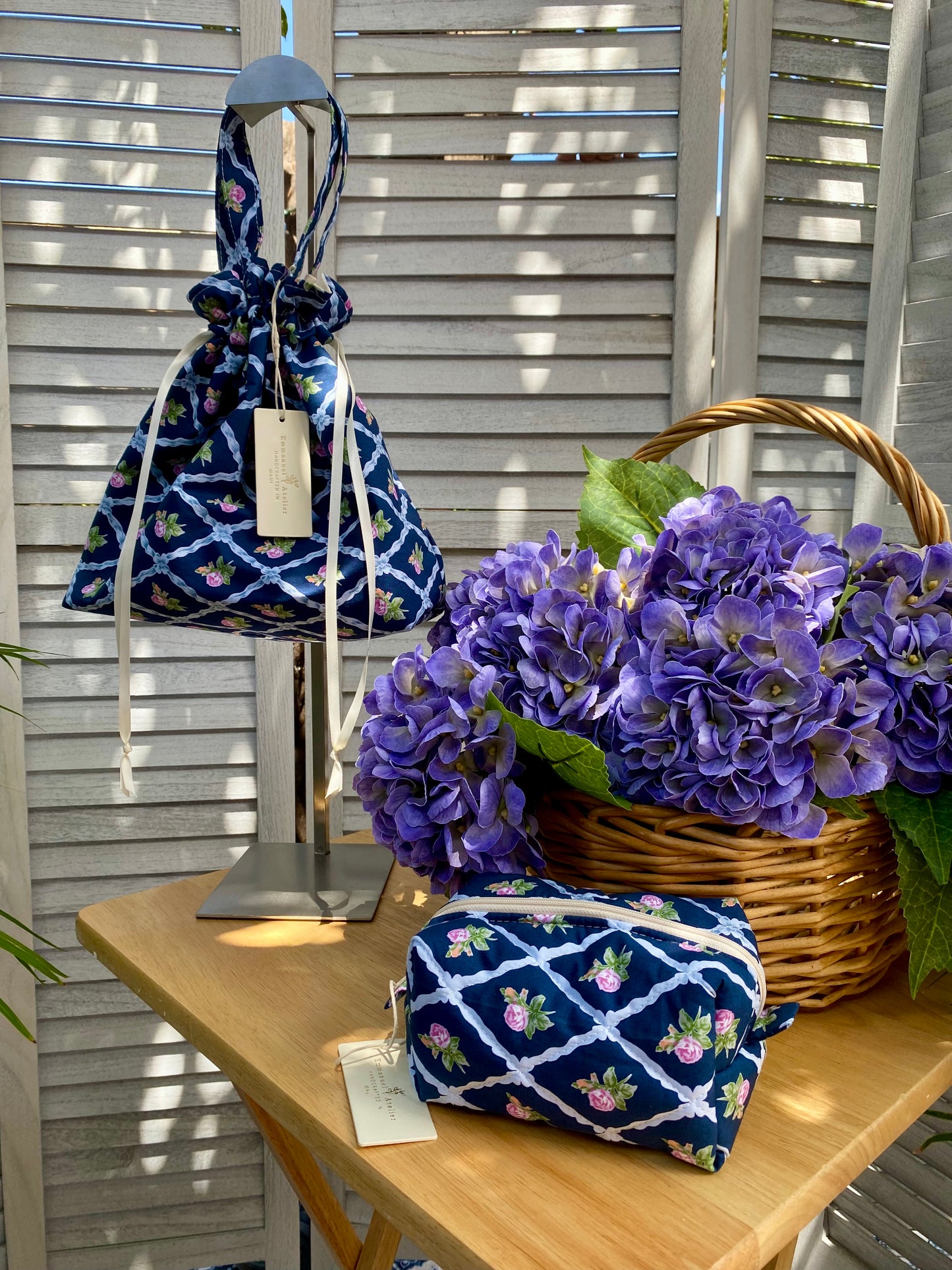 Mini Box Pouch - Navy Rose