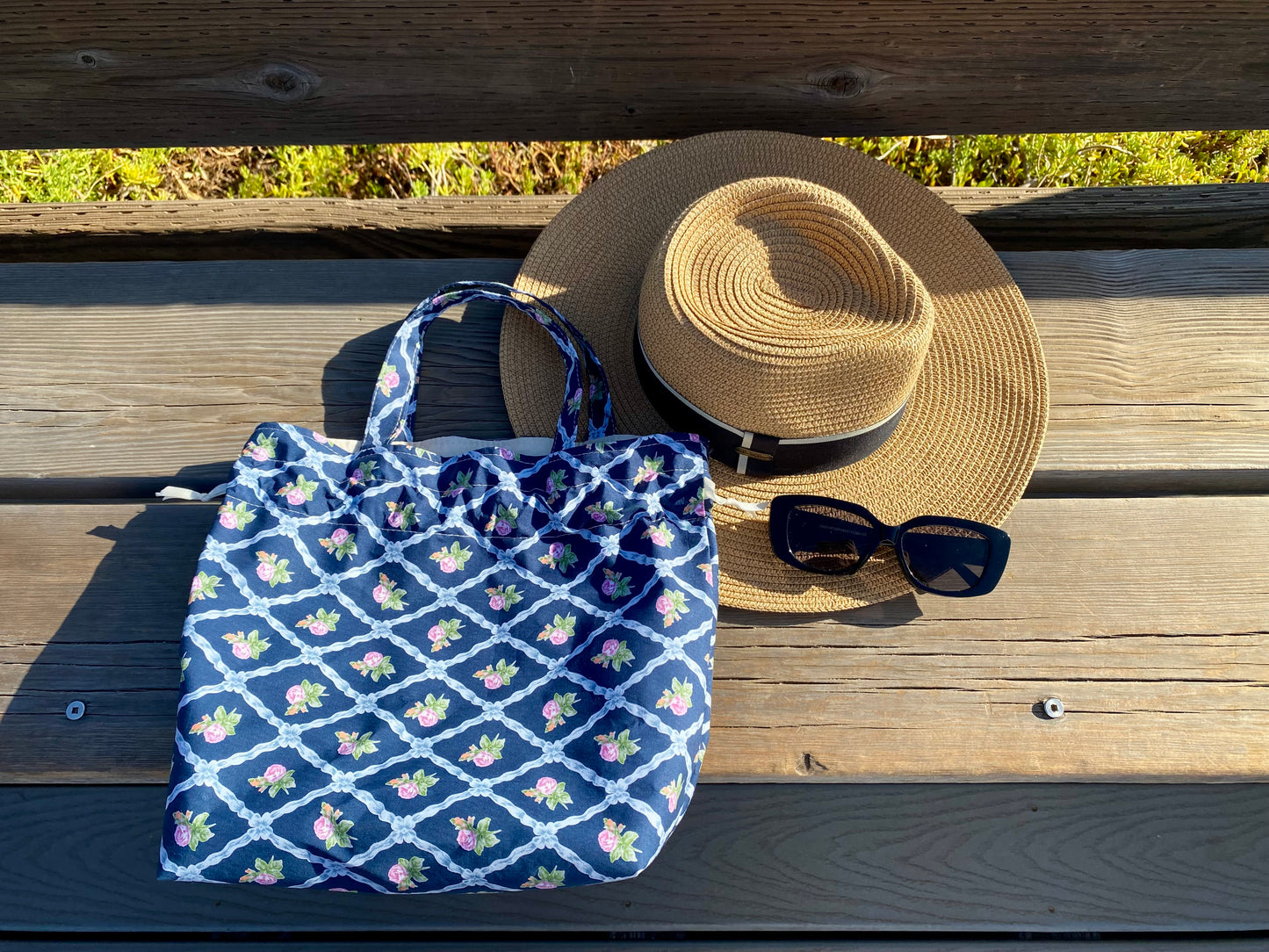 Drawstring Pouch - Navy Rose