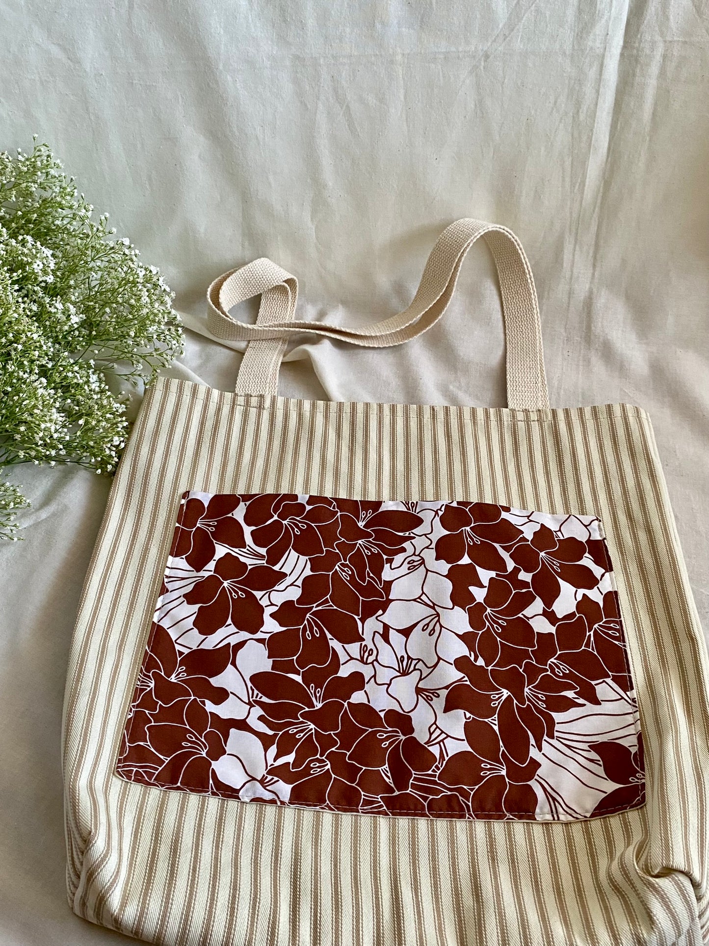 Relaxed Tote Bag - Chocolate Hibiscus