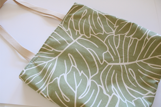 Monstera Tote Bag in Moss Green